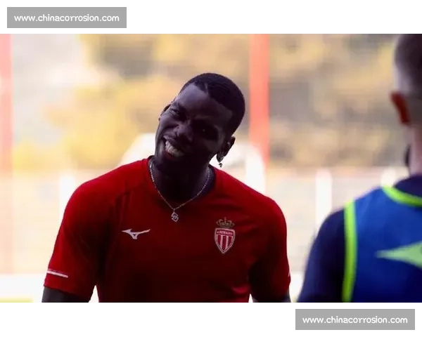 博格巴降薪加盟摩纳哥!32 岁光膀子秀肌肉 + 花式颠球,禁赛后重寻职业生涯第二春 博格巴降薪加盟摩纳哥!32 岁光膀子秀肌肉 + 花式颠球,禁赛后重寻职业生涯第二春